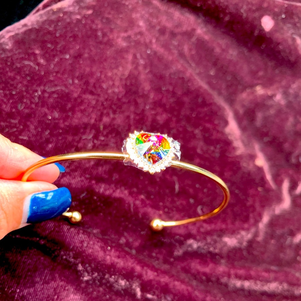 New and sparkling 18k gold plated Swarovski bangle